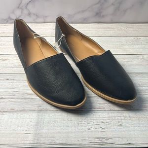Old Navy Faux Leather Black Flats (Size 9)
